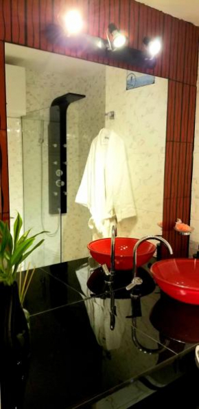 Studio Galerias Pacifico Maipu y Av Cordoba